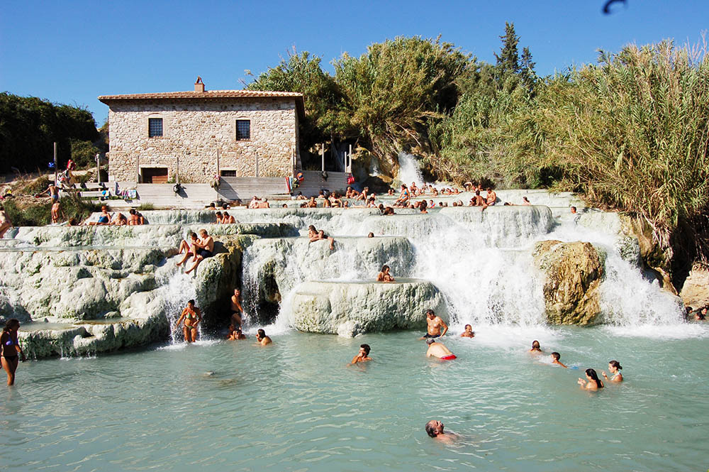 Agriturismo da Lorena Saturnia Le cascate del Molino Agriturismo da Lorena Saturnia Le cascate del Molino